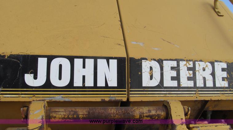 image for item G2212 1996 John Deere 850C Series II dozer