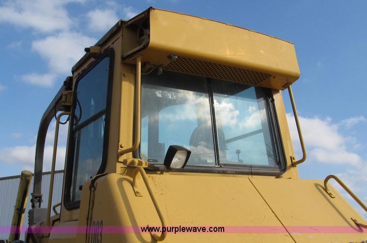 image for item G2212 1996 John Deere 850C Series II dozer