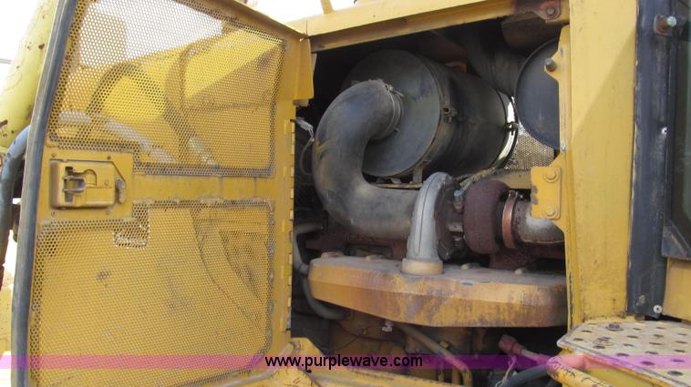 image for item G2212 1996 John Deere 850C Series II dozer