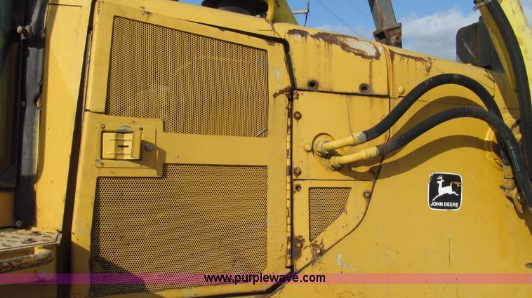 image for item G2212 1996 John Deere 850C Series II dozer