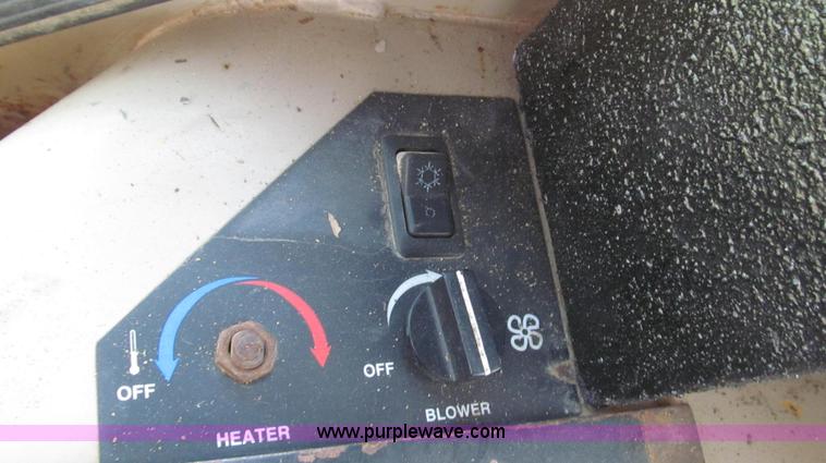 image for item G2212 1996 John Deere 850C Series II dozer