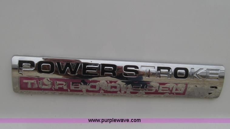 image for item G2213 2006 Ford F350 Super Duty XL pickup truck