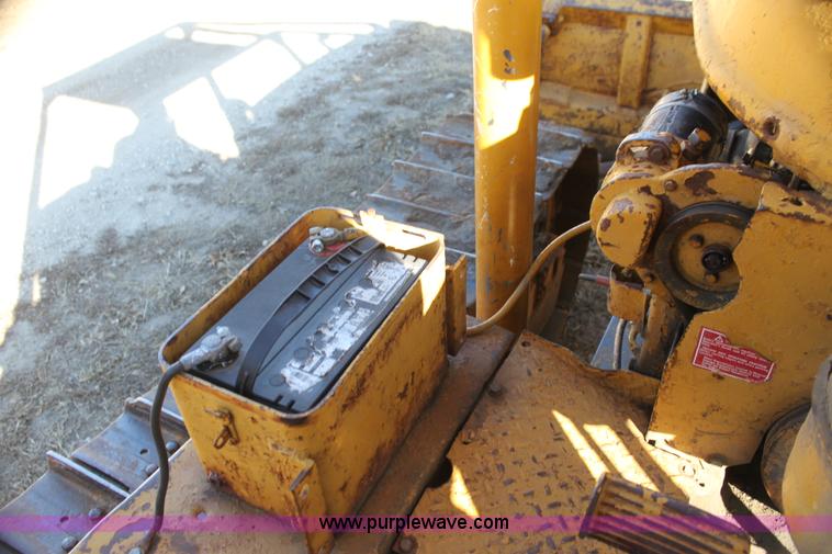 image for item G4414 1949 Caterpillar D6 dozer