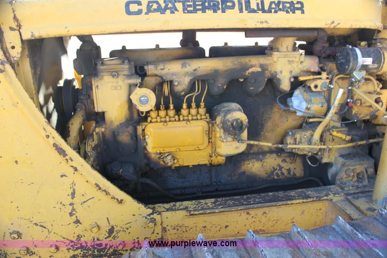 image for item G4414 1949 Caterpillar D6 dozer