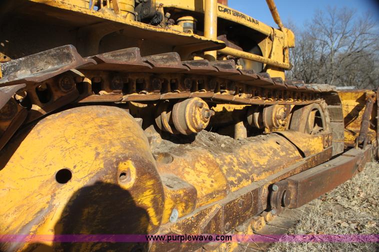 image for item G4414 1949 Caterpillar D6 dozer