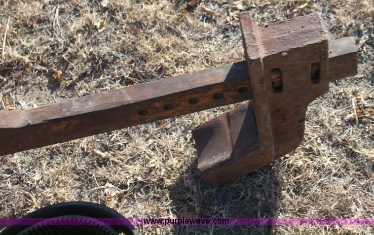 image for item G4414 1949 Caterpillar D6 dozer