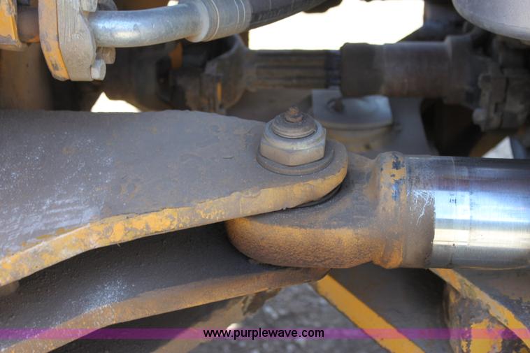 image for item G4441 1975 John Deere 544B wheel loader