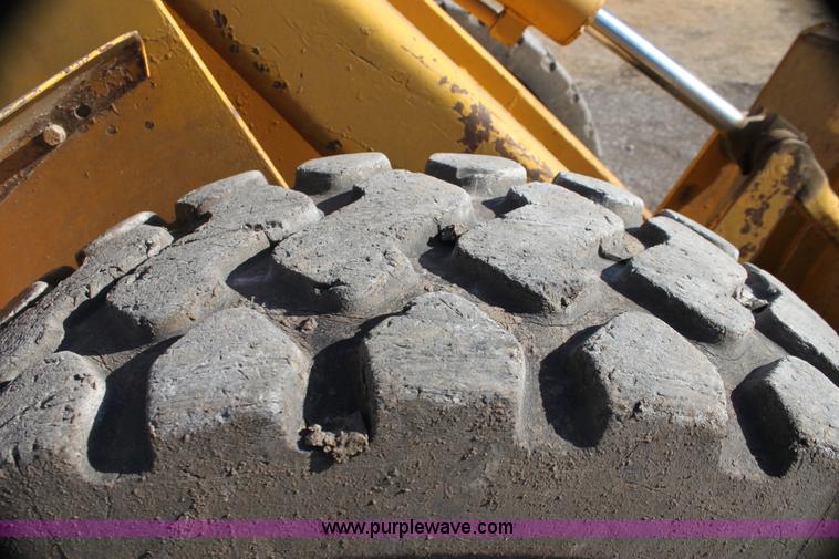 image for item G4441 1975 John Deere 544B wheel loader