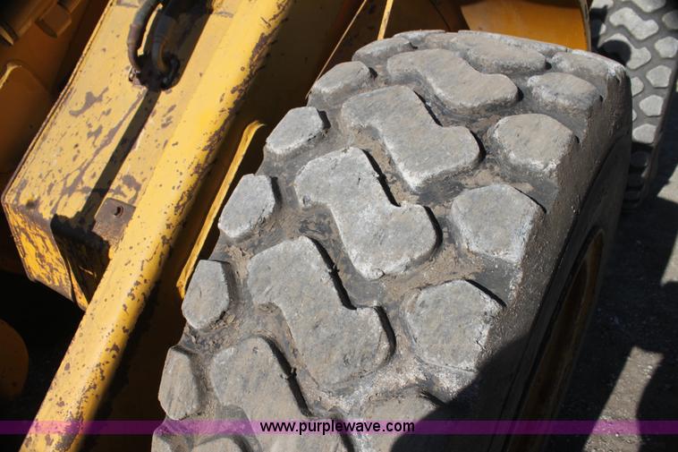 image for item G4441 1975 John Deere 544B wheel loader