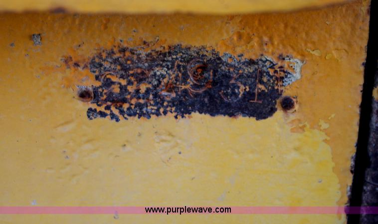 image for item G4441 1975 John Deere 544B wheel loader