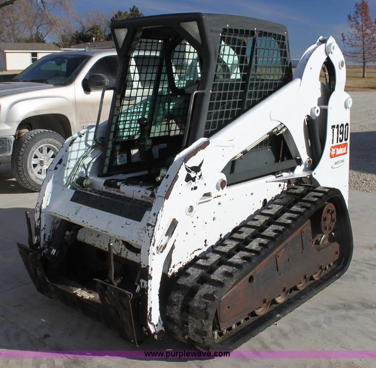 image for item G4444 2007 Bobcat T190 track skid steer
