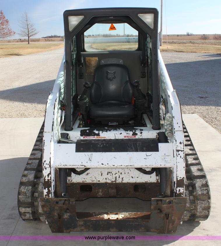 image for item G4444 2007 Bobcat T190 track skid steer