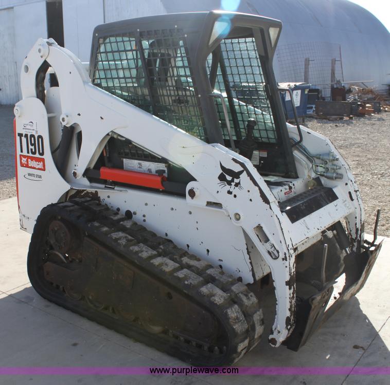 image for item G4444 2007 Bobcat T190 track skid steer