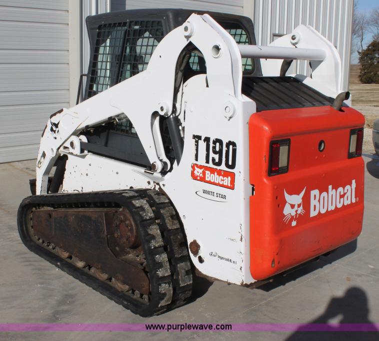 image for item G4444 2007 Bobcat T190 track skid steer