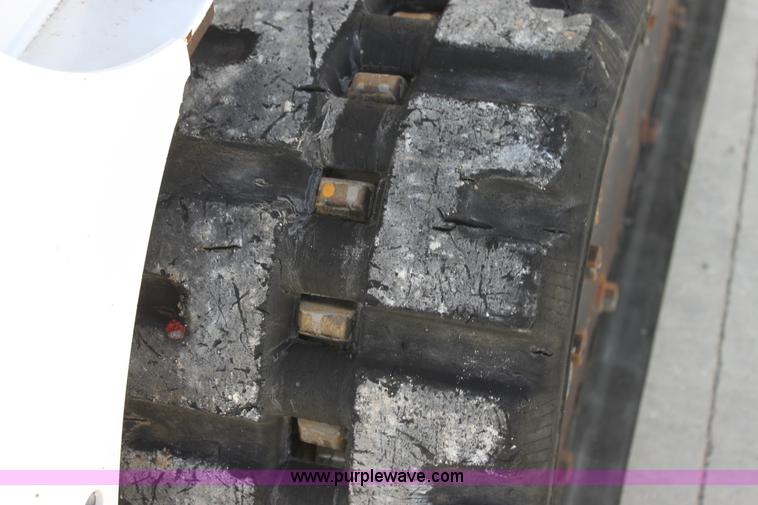 image for item G4444 2007 Bobcat T190 track skid steer