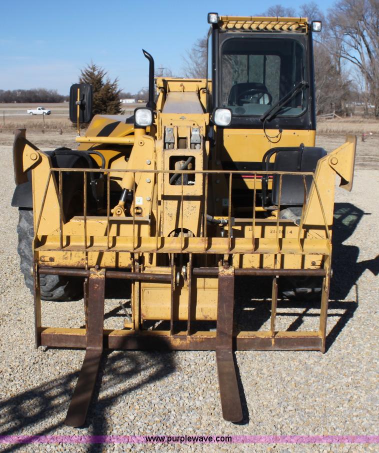 image for item G4452 2000 Caterpillar TH63 telehandler