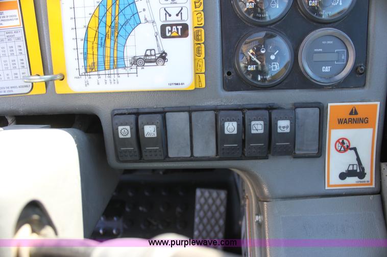 image for item G4452 2000 Caterpillar TH63 telehandler