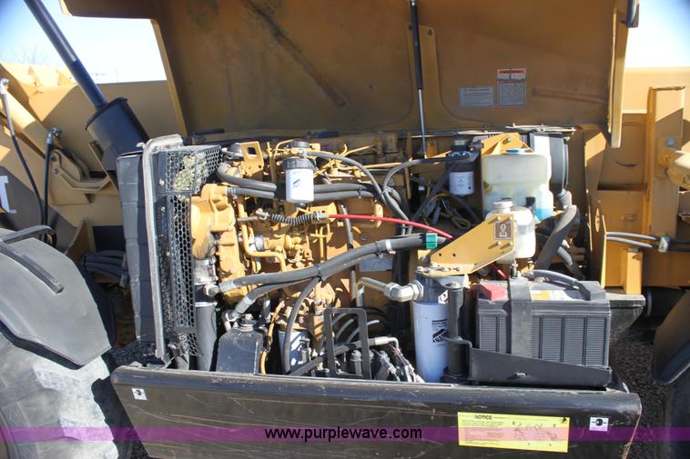 image for item G4452 2000 Caterpillar TH63 telehandler