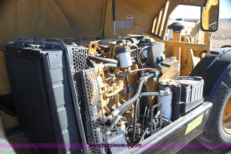 image for item G4452 2000 Caterpillar TH63 telehandler