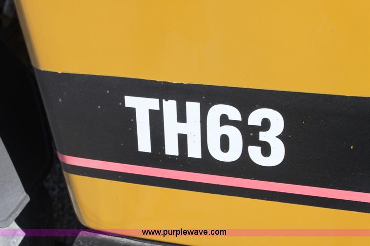 image for item G4452 2000 Caterpillar TH63 telehandler