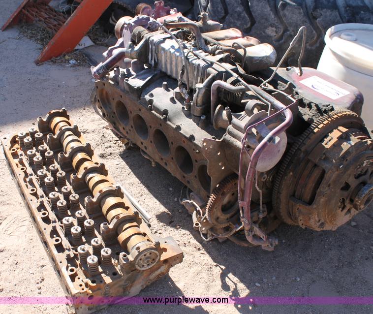 image for item G5829 Mack MP7 diesel engine block for core and parts