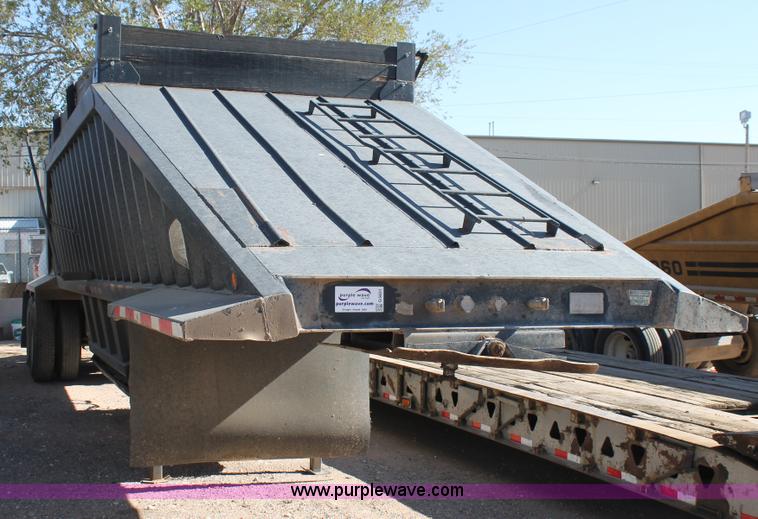 image for item G5831 2001 CTS belly dump trailer