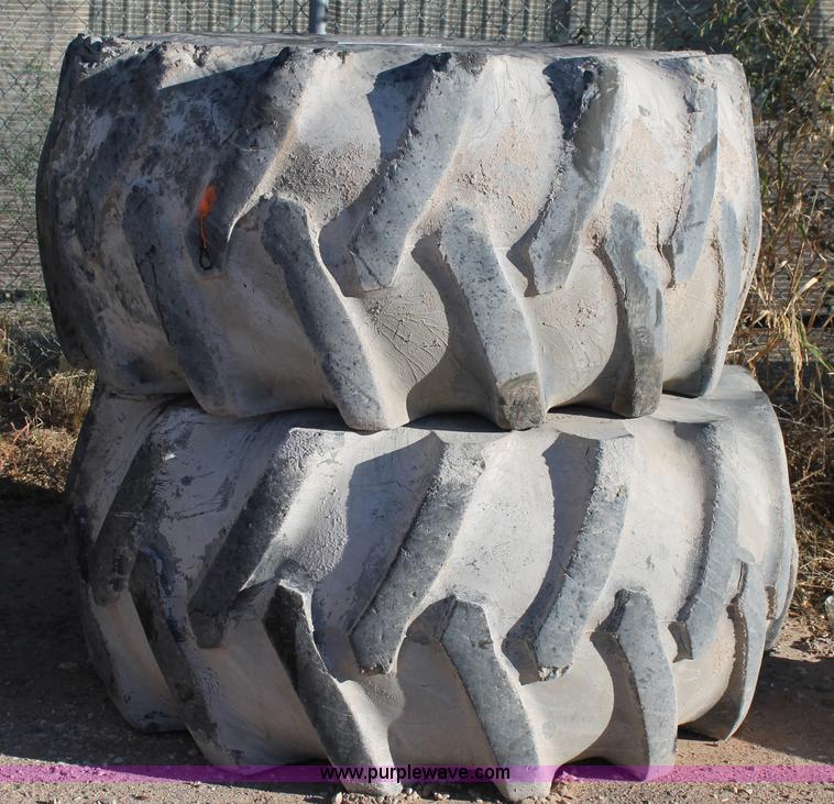 image for item G5833 (4) 28L-26 loader tires and wheels