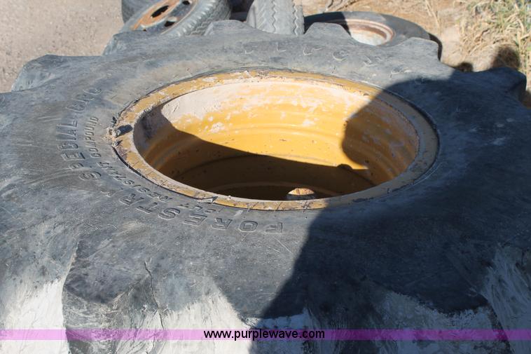 image for item G5833 (4) 28L-26 loader tires and wheels