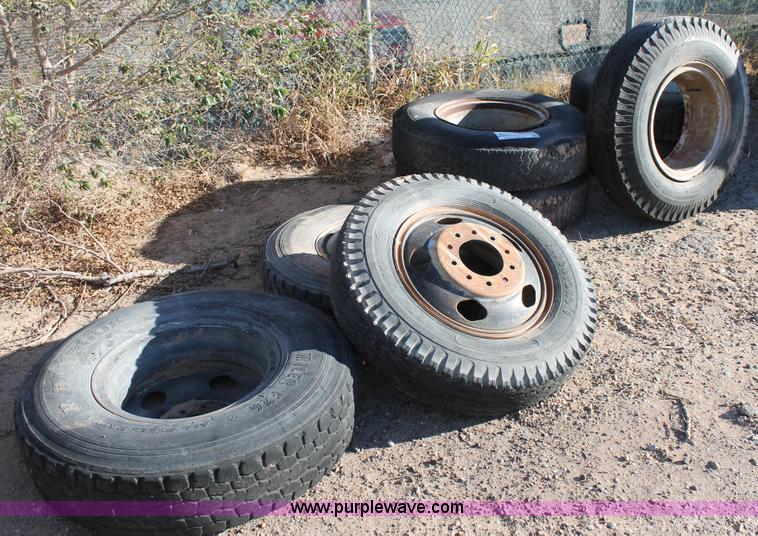 image for item G5834 (8) tires
