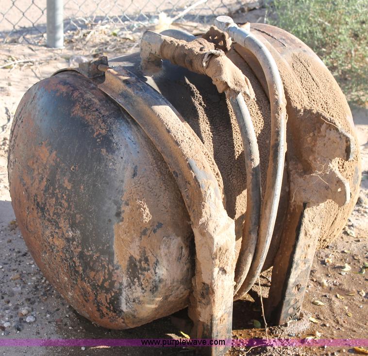 image for item G5840 Hydraulic oil tank