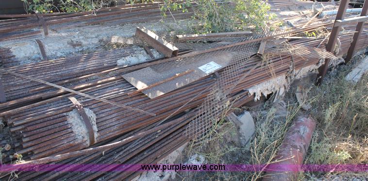 image for item G5850 Approx. 7 bundles 1" thin wall metal tubing