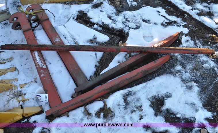 image for item G6261 J-hook pallet fork