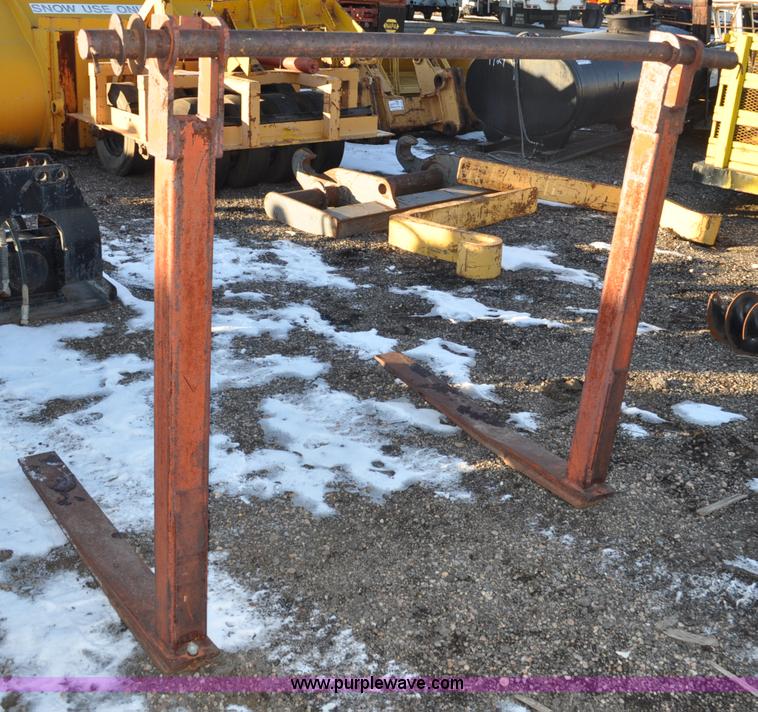 image for item G6276 J-hook pallet forks