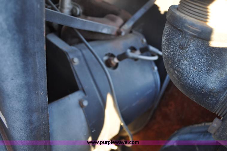 image for item G6277 Essick 1MU292HB air compressor