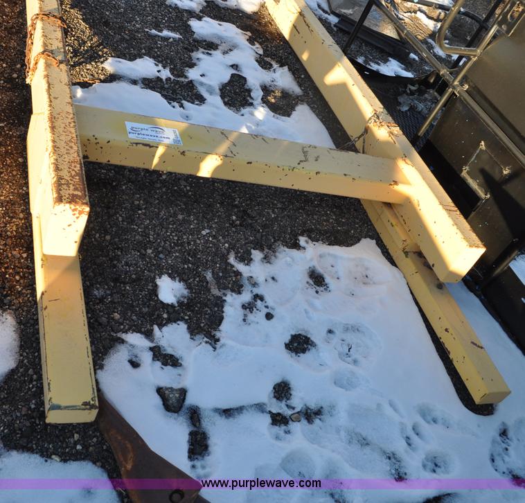 image for item G6283 Reel boom for loader bucket