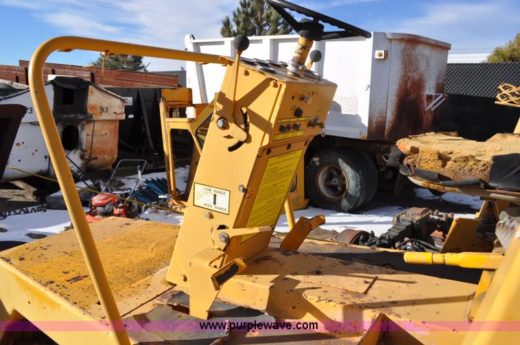 image for item G6323 Waldon 1000 Versa sweeper