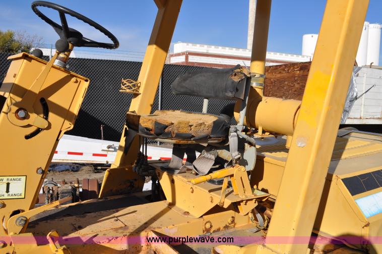 image for item G6323 Waldon 1000 Versa sweeper