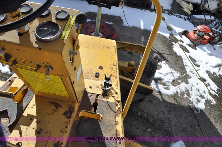 image for item G6323 Waldon 1000 Versa sweeper