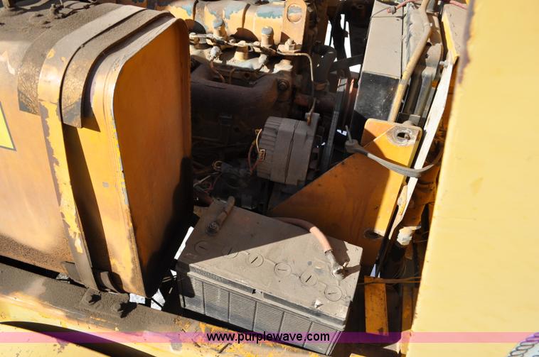 image for item G6323 Waldon 1000 Versa sweeper