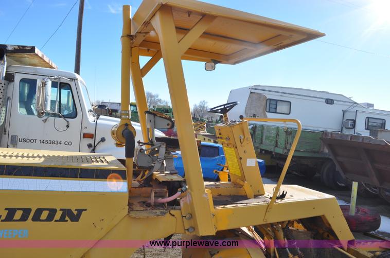 image for item G6323 Waldon 1000 Versa sweeper