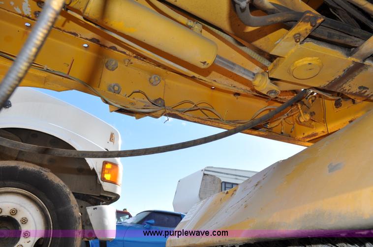 image for item G6323 Waldon 1000 Versa sweeper