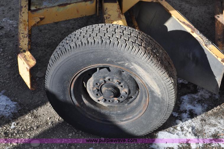 image for item G6323 Waldon 1000 Versa sweeper