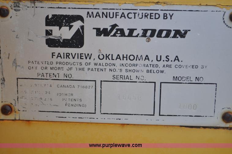 image for item G6323 Waldon 1000 Versa sweeper