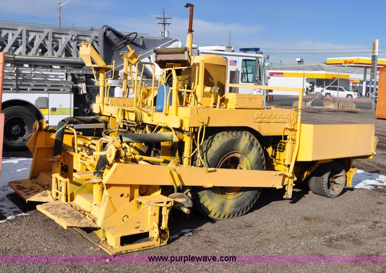 image for item G6325 Blaw-Knox PF65 wheel mounted asphalt paver