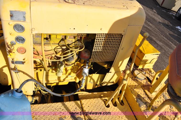 image for item G6325 Blaw-Knox PF65 wheel mounted asphalt paver