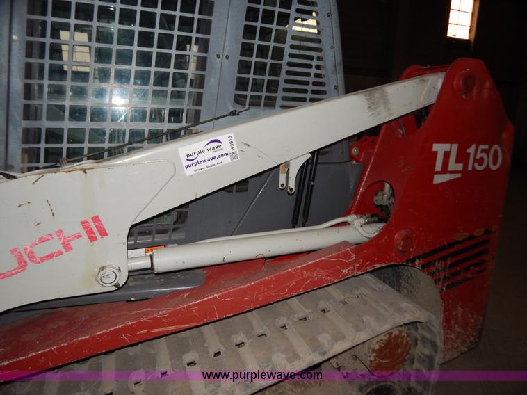 image for item H3916 2007 Takeuchi TL150 skid steer