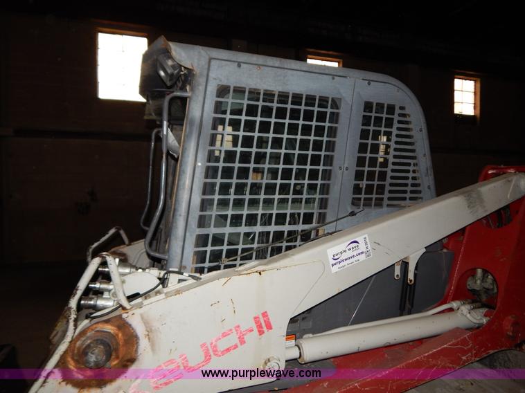 image for item H3916 2007 Takeuchi TL150 skid steer