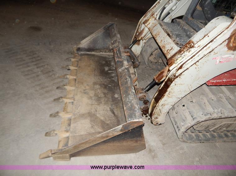 image for item H3916 2007 Takeuchi TL150 skid steer
