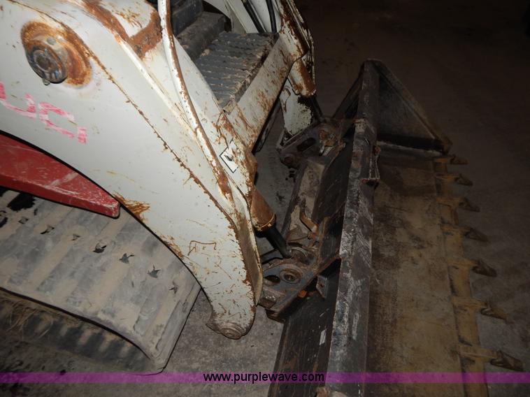 image for item H3916 2007 Takeuchi TL150 skid steer