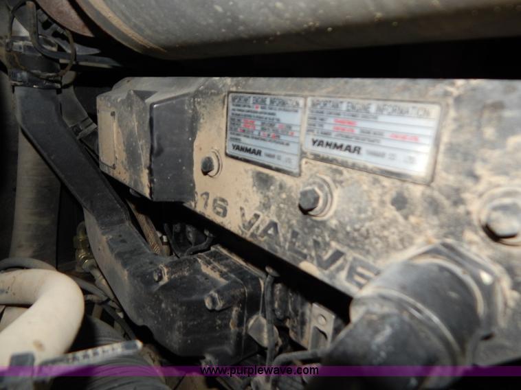 image for item H3916 2007 Takeuchi TL150 skid steer